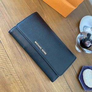 Michael Kors Trifold Wallet